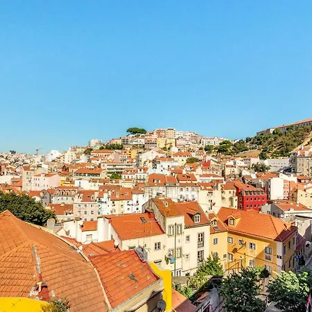 Whome | Mouraria Deluxe Апартаменти